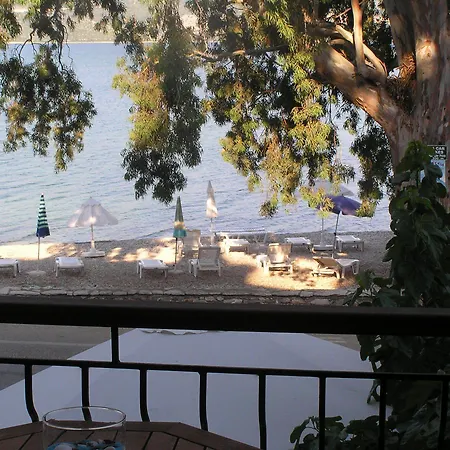 Mavra Apart-hotel 3*