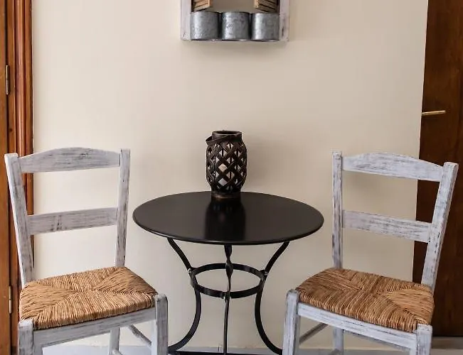 Mavra Hotel de apartamente Ligia