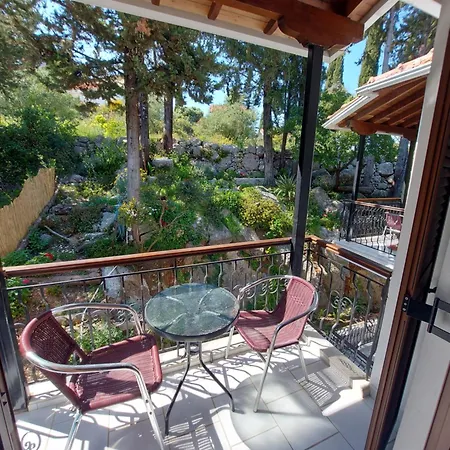 Mavra شقة فندقية
