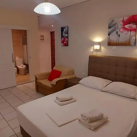 Aparthotel Mavra