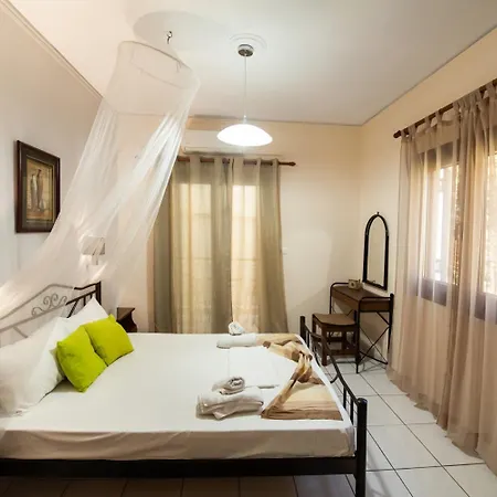 Aparthotel Mavra
