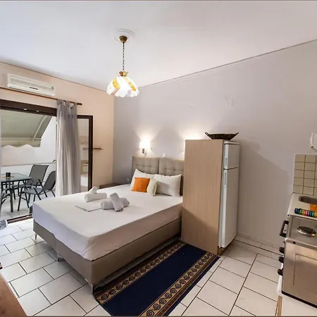 Aparthotel Mavra